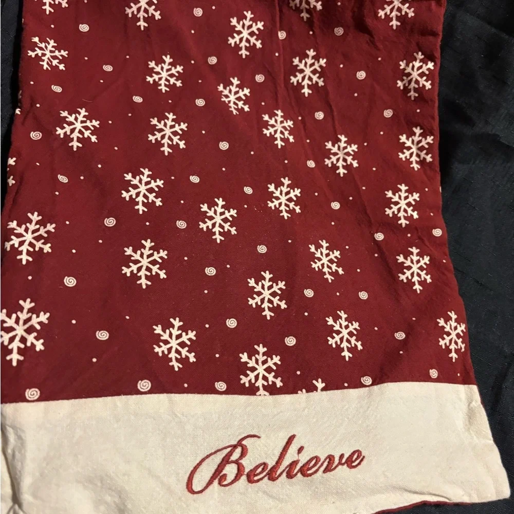 Home Collection Holiday Snowflake and Snowman Table Runners